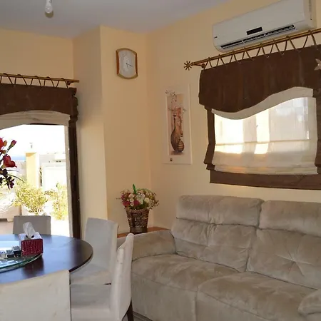 Villa Marianna Luxury Penthouse Voroklini